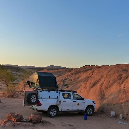 Ozohere Campsite And Himba Village Uis Exterior photo
