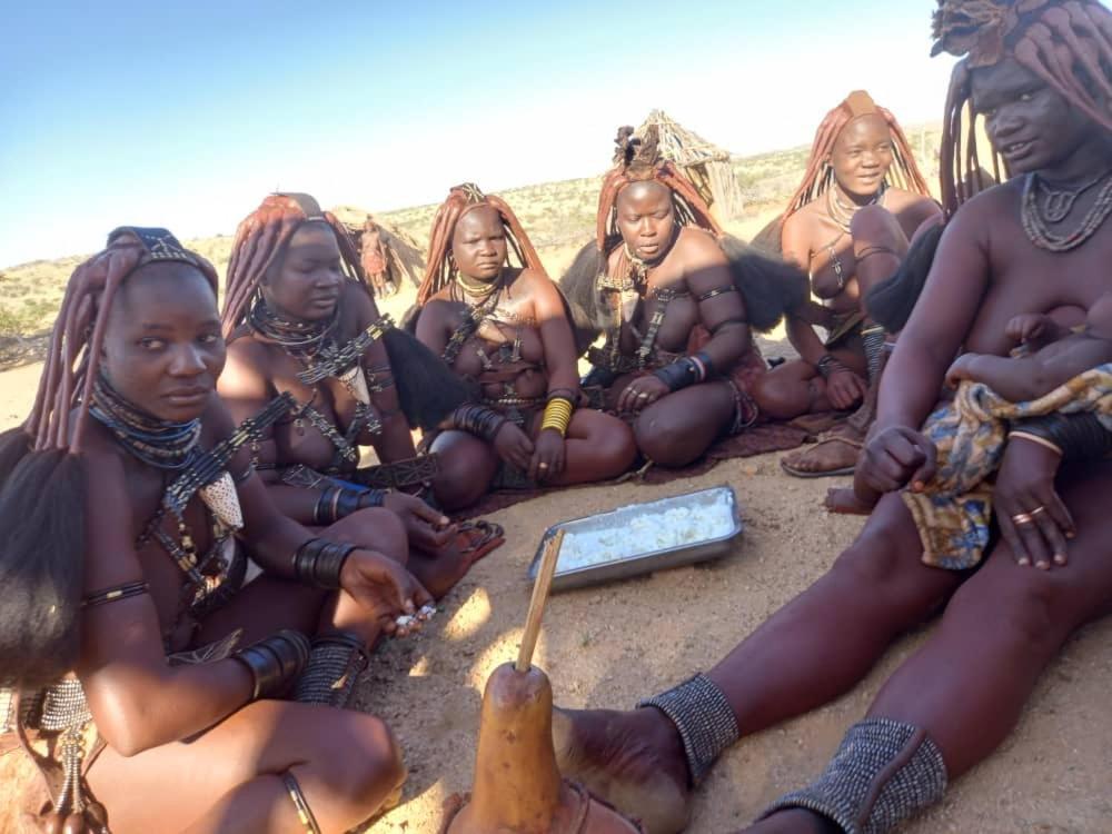 Ozohere Campsite And Himba Village Uis Exterior photo